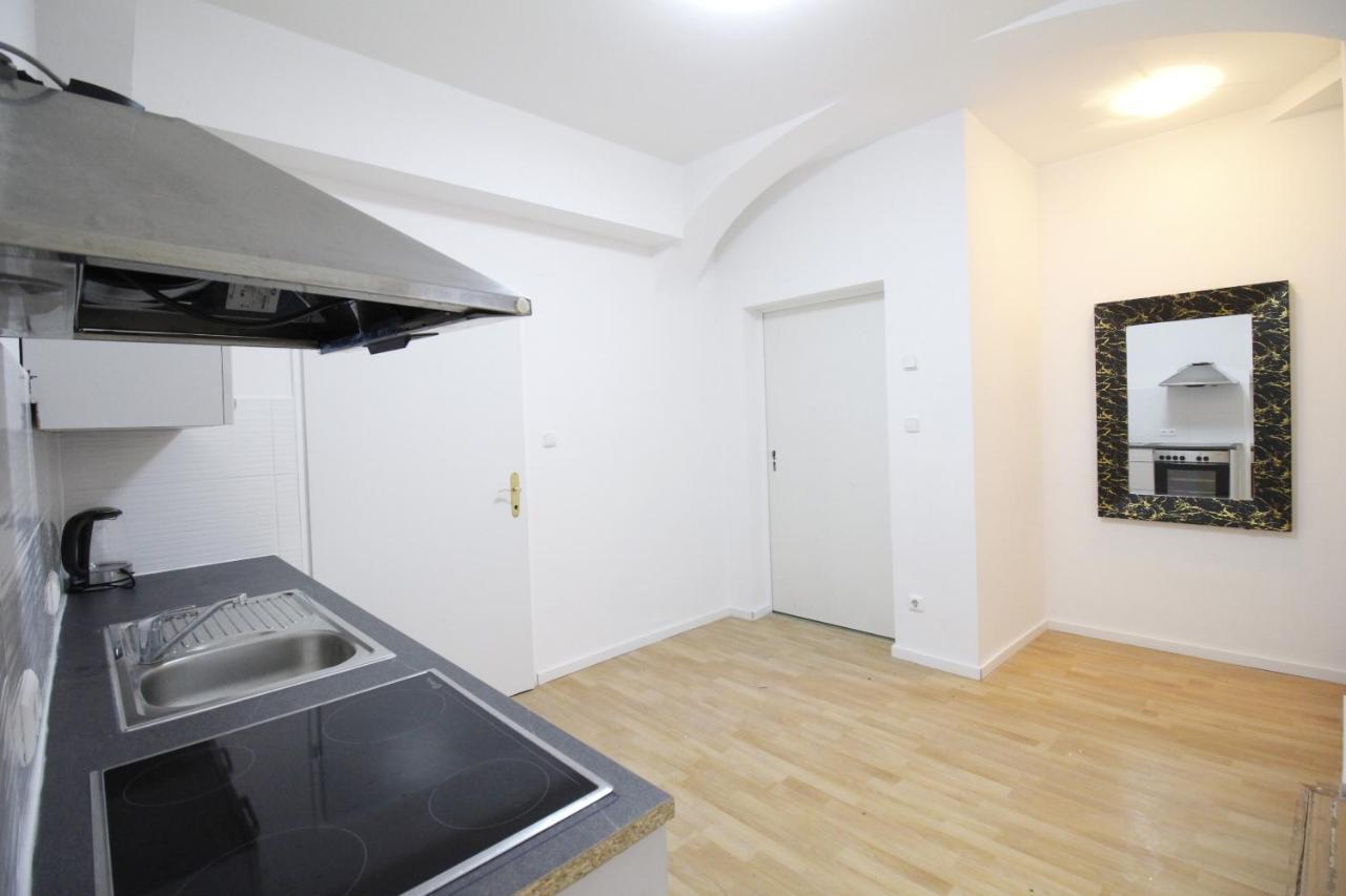 Comfort Triple Room Th Viyana Dış mekan fotoğraf